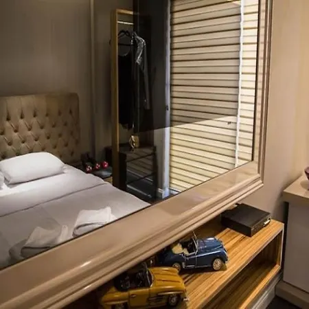 Ξενοδοχείο Upper House 4*