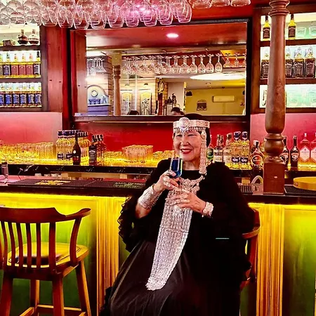 上屋酒店 4* 卡斯