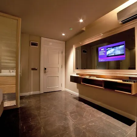 Upper House 3* Kas