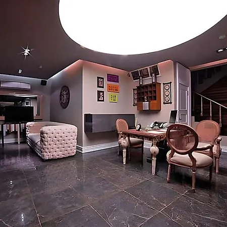 Upper House 3*