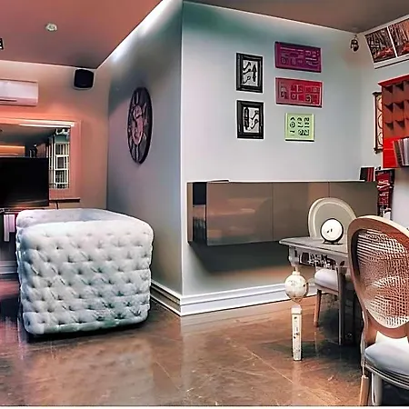 Upper House Hotel 3*