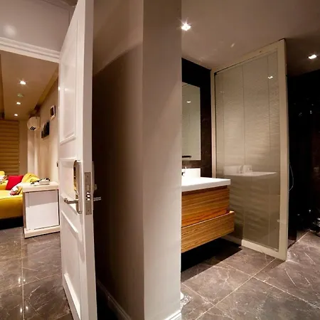 Hotel Upper House 3*