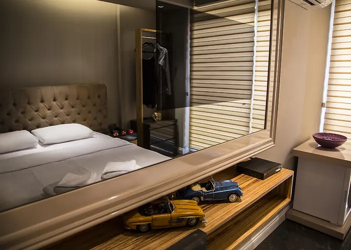 Upper House Готель Каш