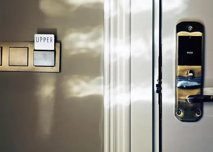 Upper House Готель