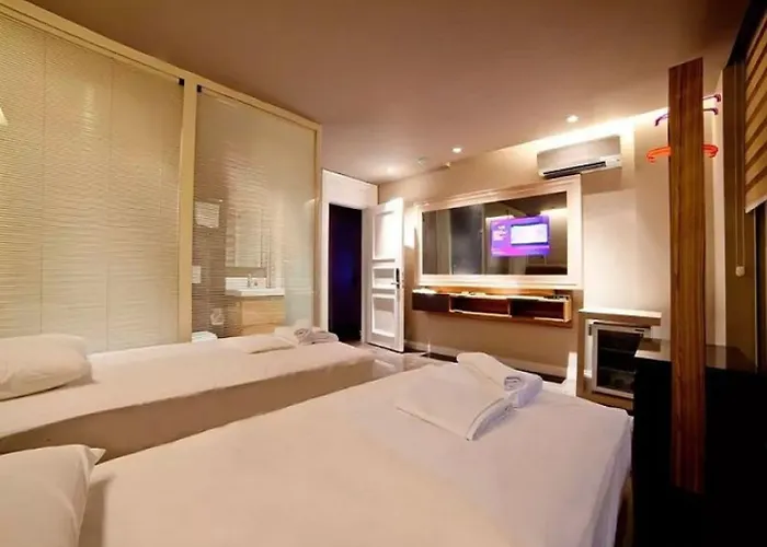 Готель Upper House Каш