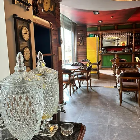 Ξενοδοχείο Upper House